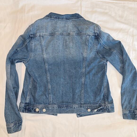 J Crew Denim Women's Classic fitted Jean Jacket Reimagined Jacket Size Medium - Picture 3 of 7